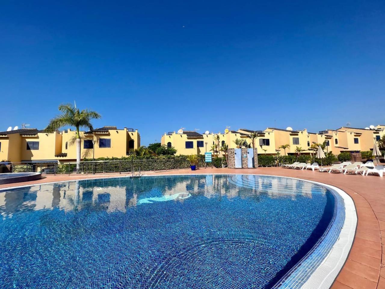 Bahia Meloneras Playa 1 Villa Bagian luar foto