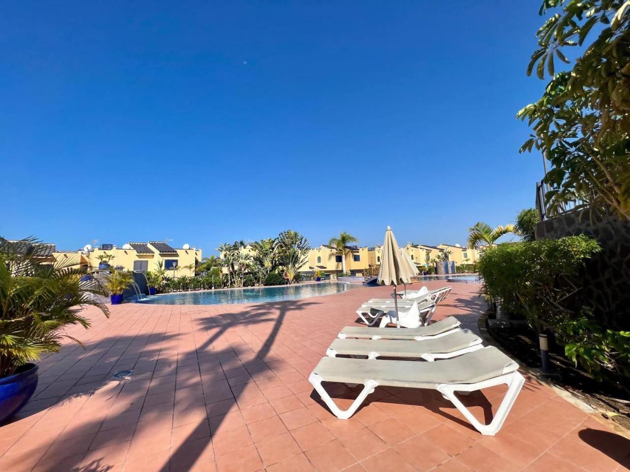 Bahia Meloneras Playa 1 Villa Bagian luar foto